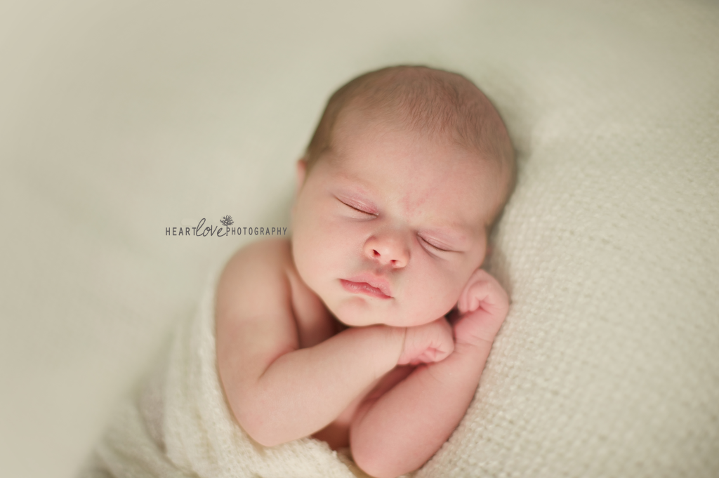 Simple Newborn Portraits by Jillian Mills, Baltimore, MD