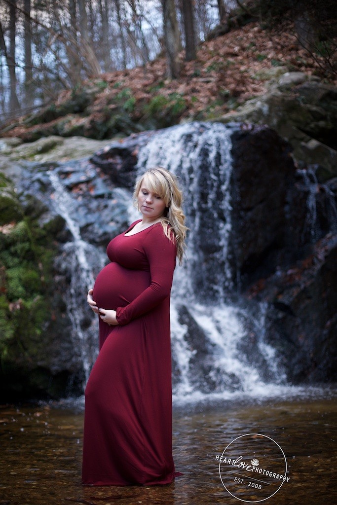 incredible pregnancy photographer 12