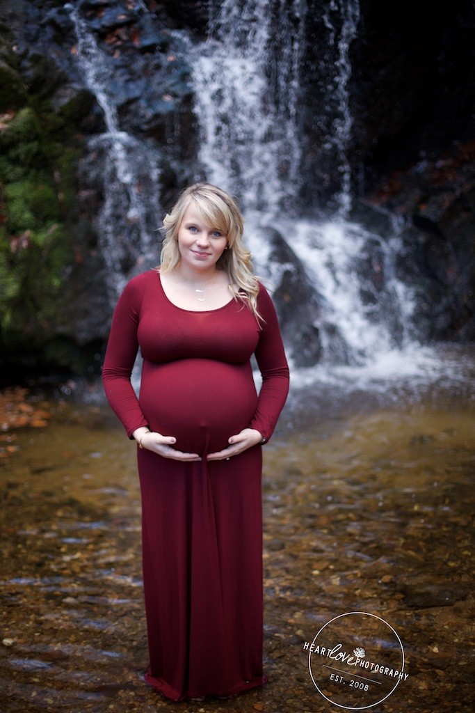 incredible pregnancy photographer 14