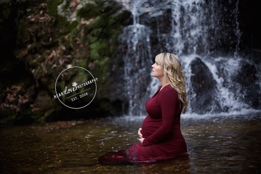 stunning waterfall maternity photo 14