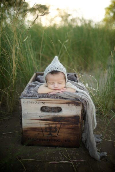 Outdoor Newborn Photographer