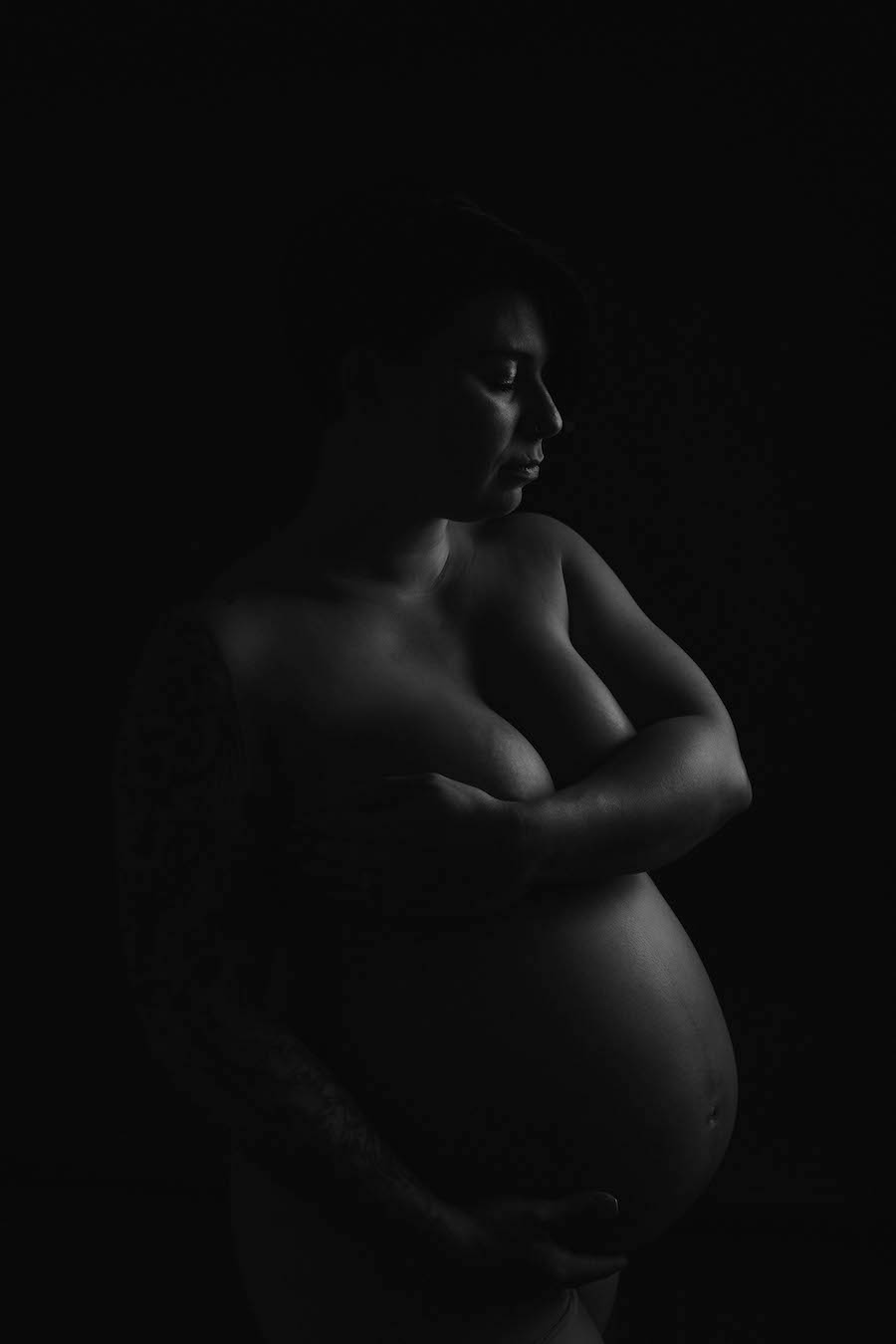 Pregnant mama no clothes Annapolis, MD