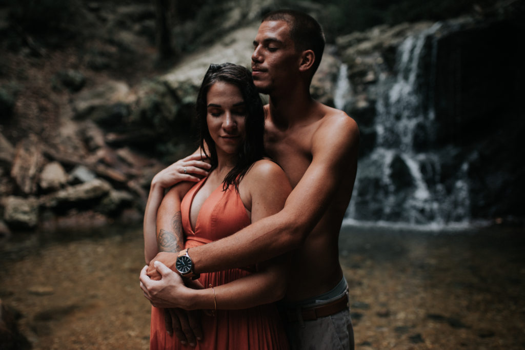 baltimore waterfall maternity photographer