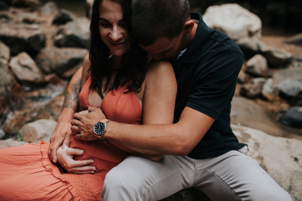 baltimore waterfall maternity photographer