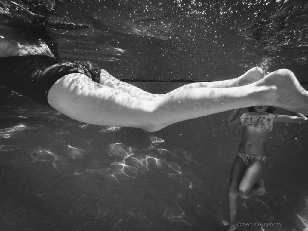 underwater kid photography