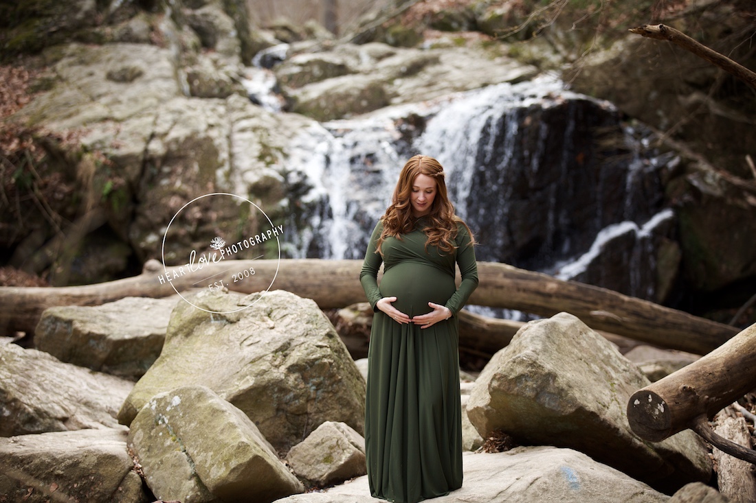 Baltimore Pregnancy Photographer - Winter Maternity